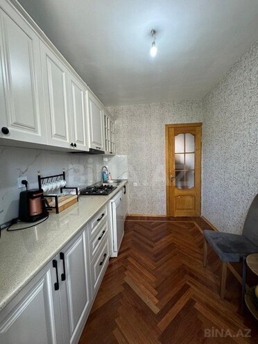3 otaqlı köhnə tikili - Bakıxanov q. - 75 m² (7)