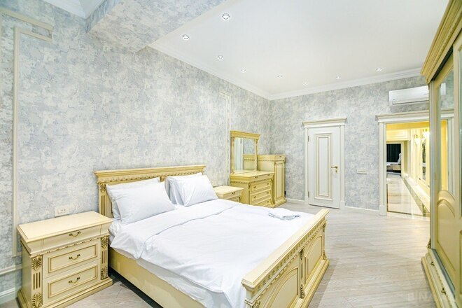 4 otaqlı yeni tikili - Səbail r. - 180 m² (24)