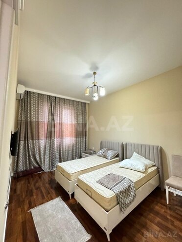 5 otaqlı həyət evi/bağ evi - Şağan q. - 700 m² (24)