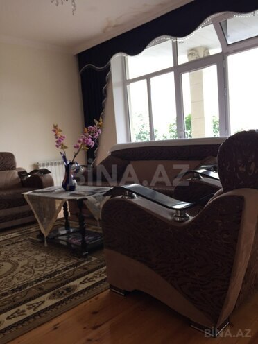 5 otaqlı həyət evi/bağ evi - Oğuz - 241 m² (12)