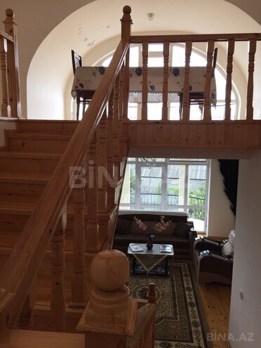 5 otaqlı həyət evi/bağ evi - Oğuz - 241 m² (20)