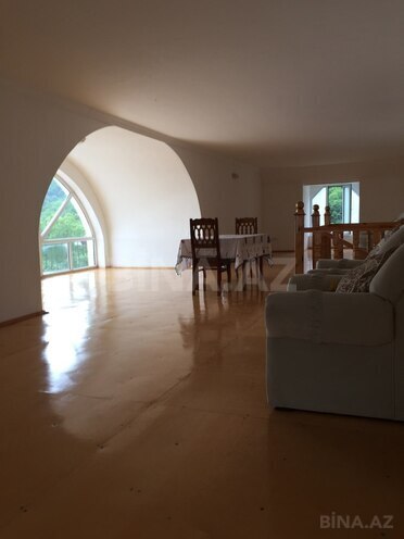 5 otaqlı həyət evi/bağ evi - Oğuz - 241 m² (22)