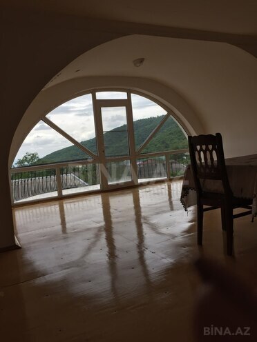 5 otaqlı həyət evi/bağ evi - Oğuz - 241 m² (23)
