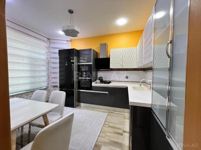 4 otaqlı həyət evi/bağ evi - Qaraçuxur q. - 190 m² (10)