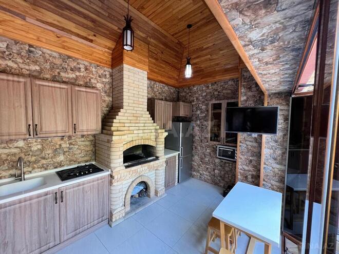 4 otaqlı həyət evi/bağ evi - Qaraçuxur q. - 190 m² (6)