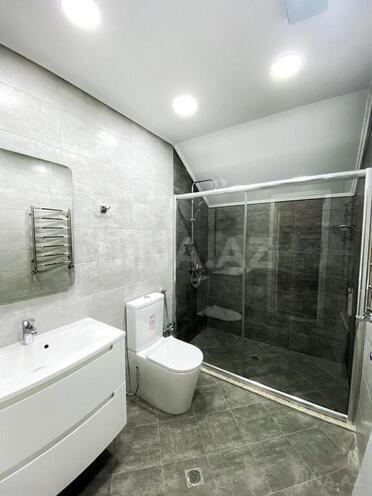 6 otaqlı həyət evi/bağ evi - Şüvəlan q. - 240 m² (6)