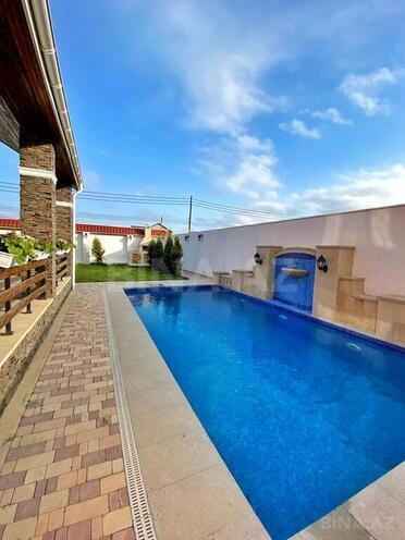 6 otaqlı həyət evi/bağ evi - Şüvəlan q. - 240 m² (27)