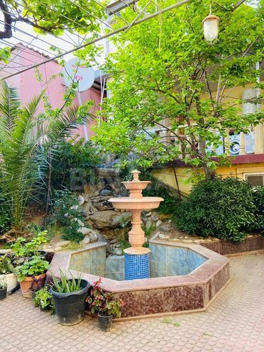 10 otaqlı həyət evi/bağ evi - Nəsimi m. - 310 m² (1)