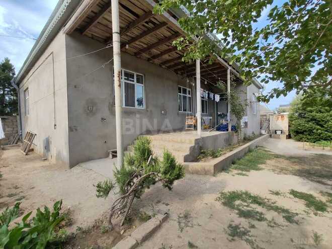 4 otaqlı həyət evi/bağ evi - Buzovna q. - 140 m² (1)