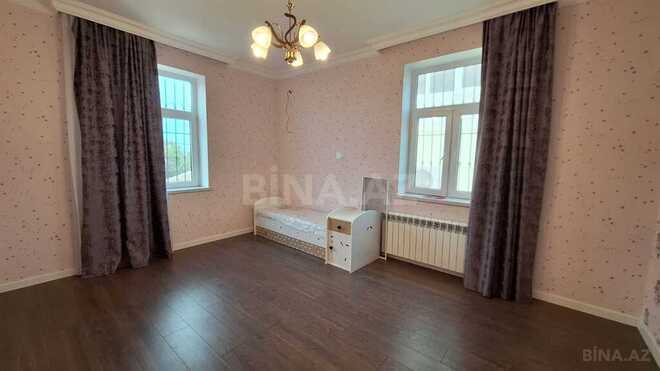 6 otaqlı həyət evi/bağ evi - Novxanı q. - 260 m² (25)