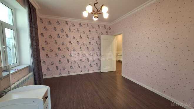 6 otaqlı həyət evi/bağ evi - Novxanı q. - 260 m² (23)