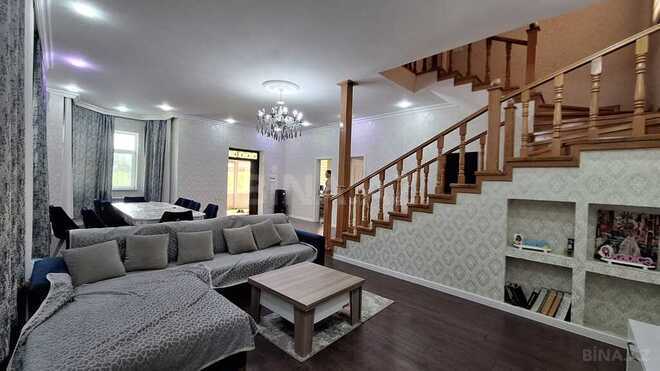 6 otaqlı həyət evi/bağ evi - Novxanı q. - 260 m² (14)