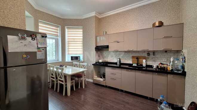 6 otaqlı həyət evi/bağ evi - Novxanı q. - 260 m² (28)