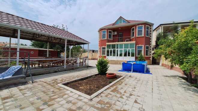 6 otaqlı həyət evi/bağ evi - Novxanı q. - 260 m² (1)