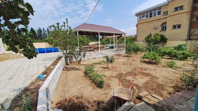 6 otaqlı həyət evi/bağ evi - Novxanı q. - 260 m² (9)