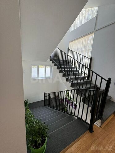 Obyekt - Neftçilər m. - 1050 m² (7)