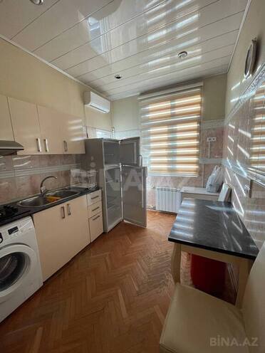3 otaqlı köhnə tikili - Səbail r. - 130 m² (10)