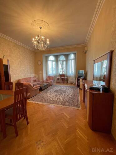 3 otaqlı köhnə tikili - Səbail r. - 130 m² (3)