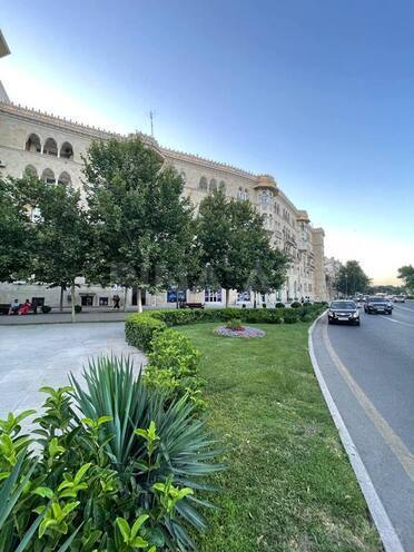 3 otaqlı köhnə tikili - Səbail r. - 130 m² (2)
