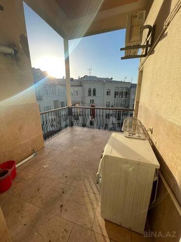 3 otaqlı köhnə tikili - Səbail r. - 130 m² (15)