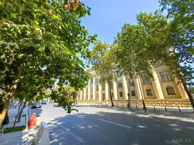 Продаётся 4-комн. новостройка 160 м², Сабаильский р., photo 31 from 32