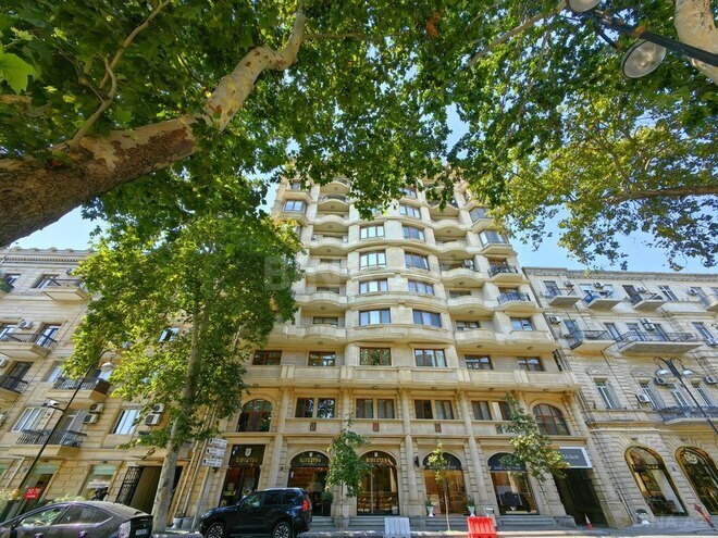 Продаётся 4-комн. новостройка 160 м², Сабаильский р., photo 1 from 32