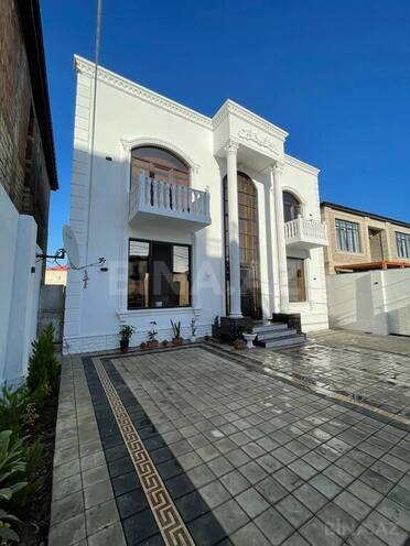 8 otaqlı həyət evi/bağ evi - Badamdar q. - 240 m² (1)