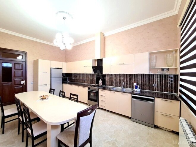 8 otaqlı həyət evi/bağ evi - Bilgəh q. - 600 m² (11)