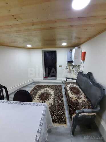 6 otaqlı həyət evi/bağ evi - Novxanı q. - 200 m² (11)
