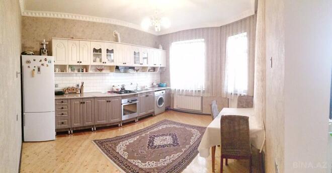 8-комн. дом/дача - пос. Геокмалы - 400 м² (1)