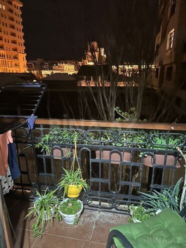 Satılır 3 otaqlı köhnə tikili 70 m², Sahil m., photo 3 from 10
