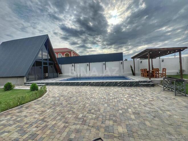 3 otaqlı həyət evi/bağ evi - Novxanı q. - 260 m² (10)