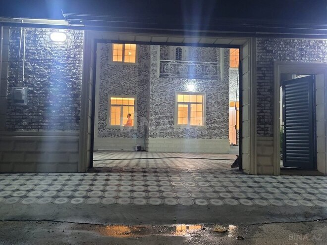 6 otaqlı həyət evi/bağ evi - Bakıxanov q. - 240 m² (3)
