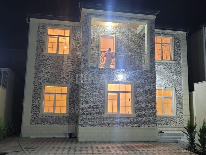 6 otaqlı həyət evi/bağ evi - Bakıxanov q. - 240 m² (5)