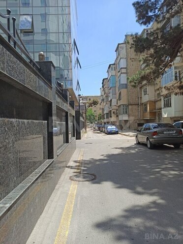 5 otaqlı köhnə tikili - Elmlər Akademiyası m. - 75 m² (2)