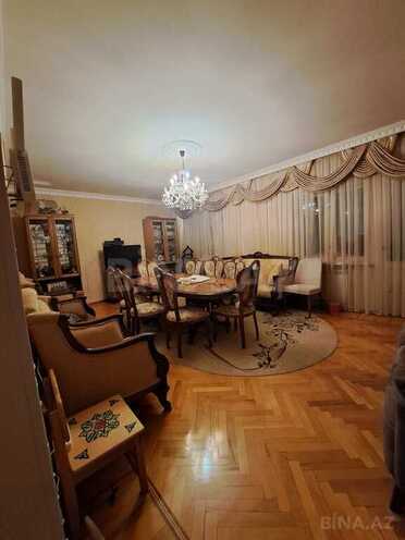 Продаётся 5-комн. вторичка 135 м², Наримановский  р., photo 3 from 22