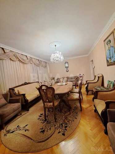 Продаётся 5-комн. вторичка 135 м², Наримановский  р., photo 1 from 22
