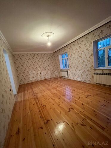4 otaqlı həyət evi/bağ evi - Qaraçuxur q. - 200 m² (2)