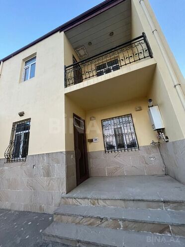4 otaqlı həyət evi/bağ evi - Qaraçuxur q. - 200 m² (4)