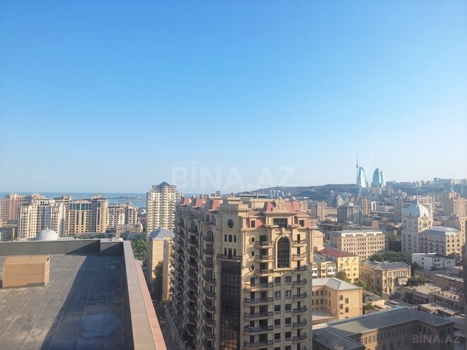 Продается 4-комн. новостройка 320 м², м. Низами, photo 1 from 11