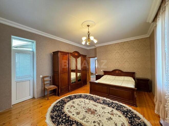 6 otaqlı həyət evi/bağ evi - Novxanı q. - 360 m² (8)