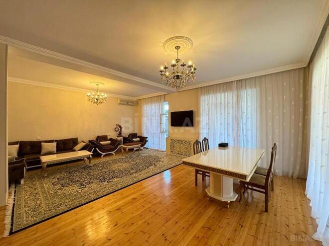 6 otaqlı həyət evi/bağ evi - Novxanı q. - 360 m² (5)