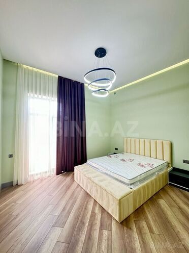 5 otaqlı həyət evi/bağ evi - Şüvəlan q. - 300 m² (24)