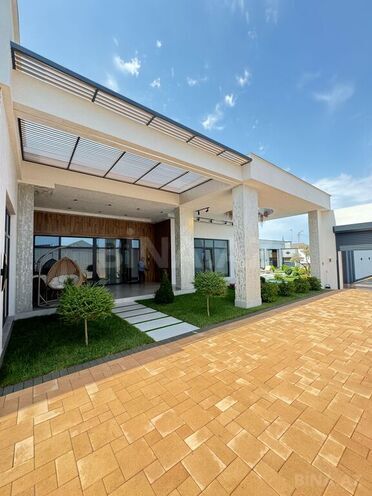 5 otaqlı həyət evi/bağ evi - Şüvəlan q. - 300 m² (1)