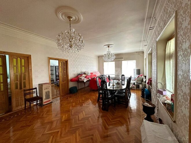 8 otaqlı həyət evi/bağ evi - Mərdəkan q. - 280 m² (1)