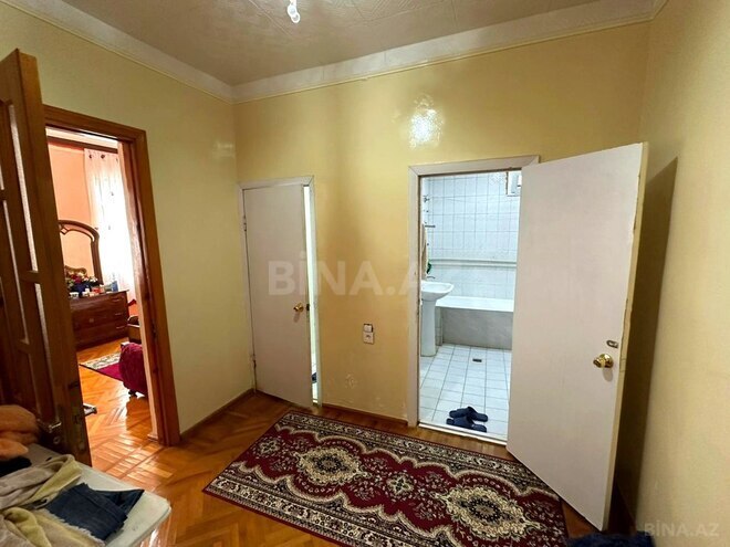 8 otaqlı həyət evi/bağ evi - Mərdəkan q. - 280 m² (23)