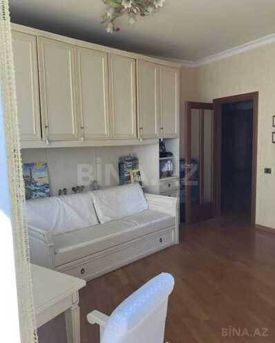 Продаётся 4-комн. новостройка 230 м², м. Низами, photo 18 from 27
