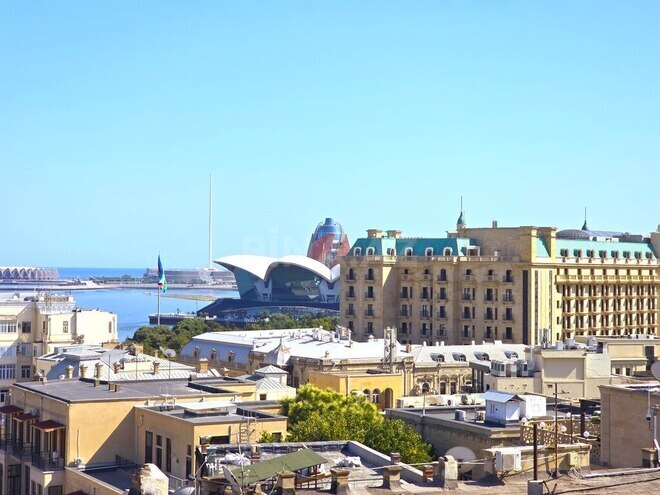 Продаётся  объект 180 м², м. Ичеришехер, photo 3 from 32