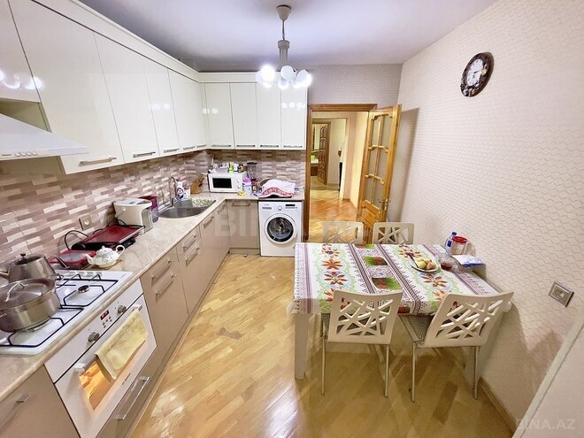Satılır 4 otaqlı köhnə tikili 100 m², Qara Qarayev m., photo 6 from 23