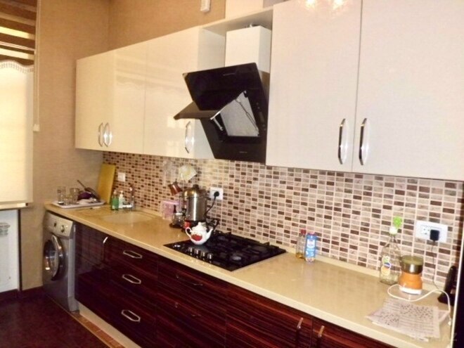 6-комн. дом/дача - м. Кара Караев - 250 м² (23)